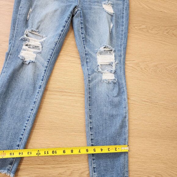 Judy Blue Jeans Skinny Fit Blue Womens Size 15/32 Stretchy Distressed Hippie - Picture 8 of 11